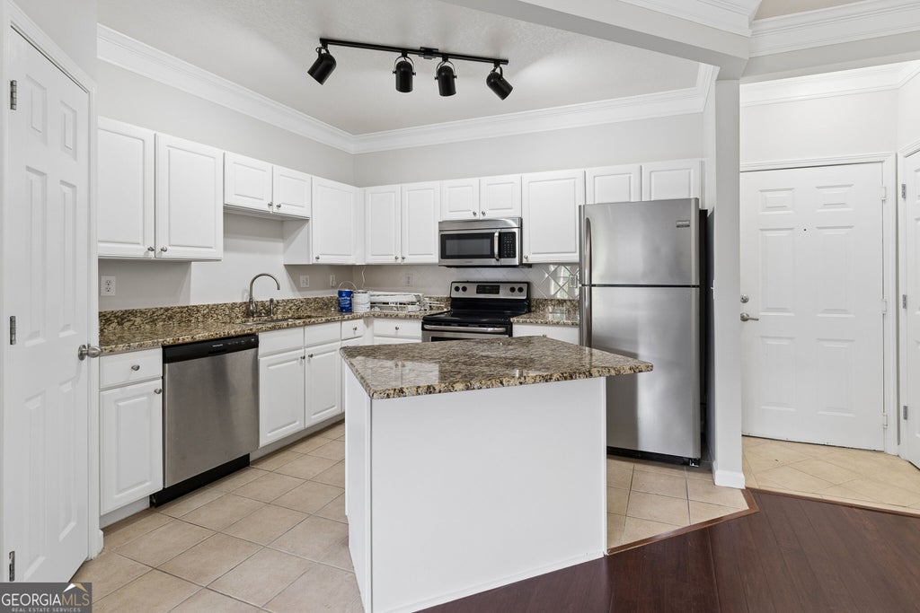 Photo of 1850 Cotillion Drive #3309, Dunwoody, GA 30338 (MLS # 10876781)