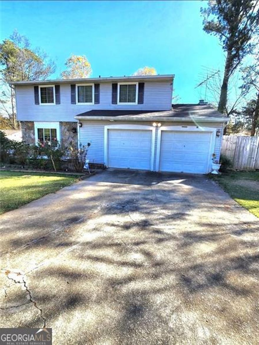 Beautiful home located on the heart of City of Norcross. 4 bedrooms and 2.5 bathrooms. Spacious double living areas, Separated open concept kitchen with granite countertops,  on the second floor you will find a big master bedroom with a wide closet, Enjoy the backyard with the full wide gazebo/porch and 2 little "homes" or Storage spaces ready for your convenience. Don't miss this opportunity, made an appointment today!