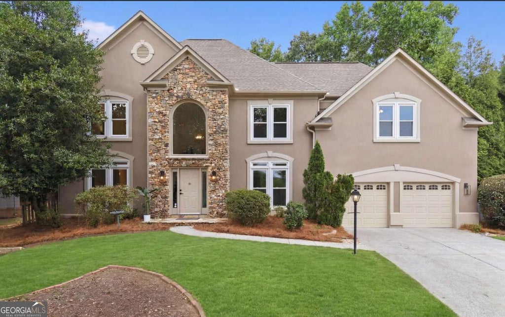 Photo of 1470 Devonash Lane, Dunwoody, GA 30338 (MLS # 10794259)