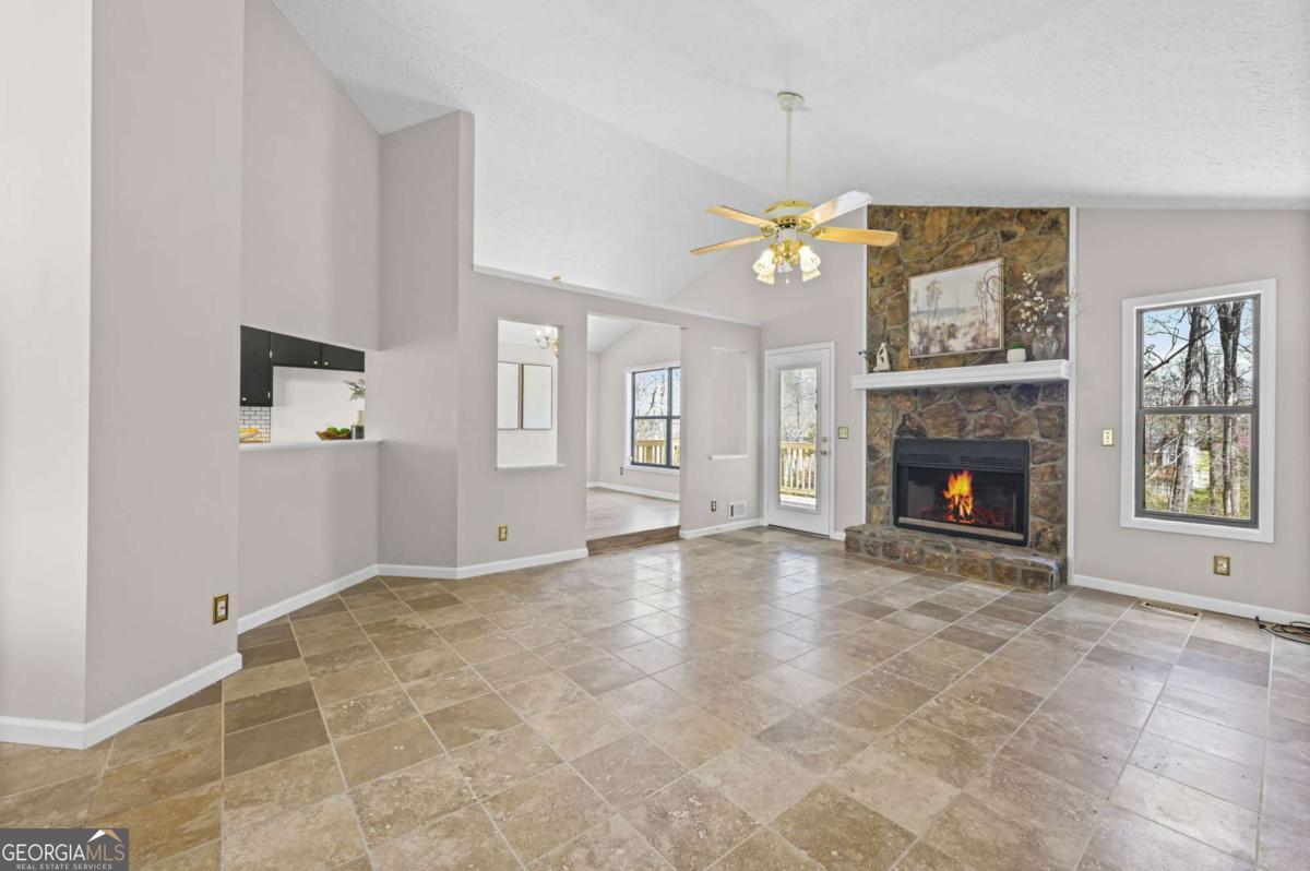 4012 Brantley DR