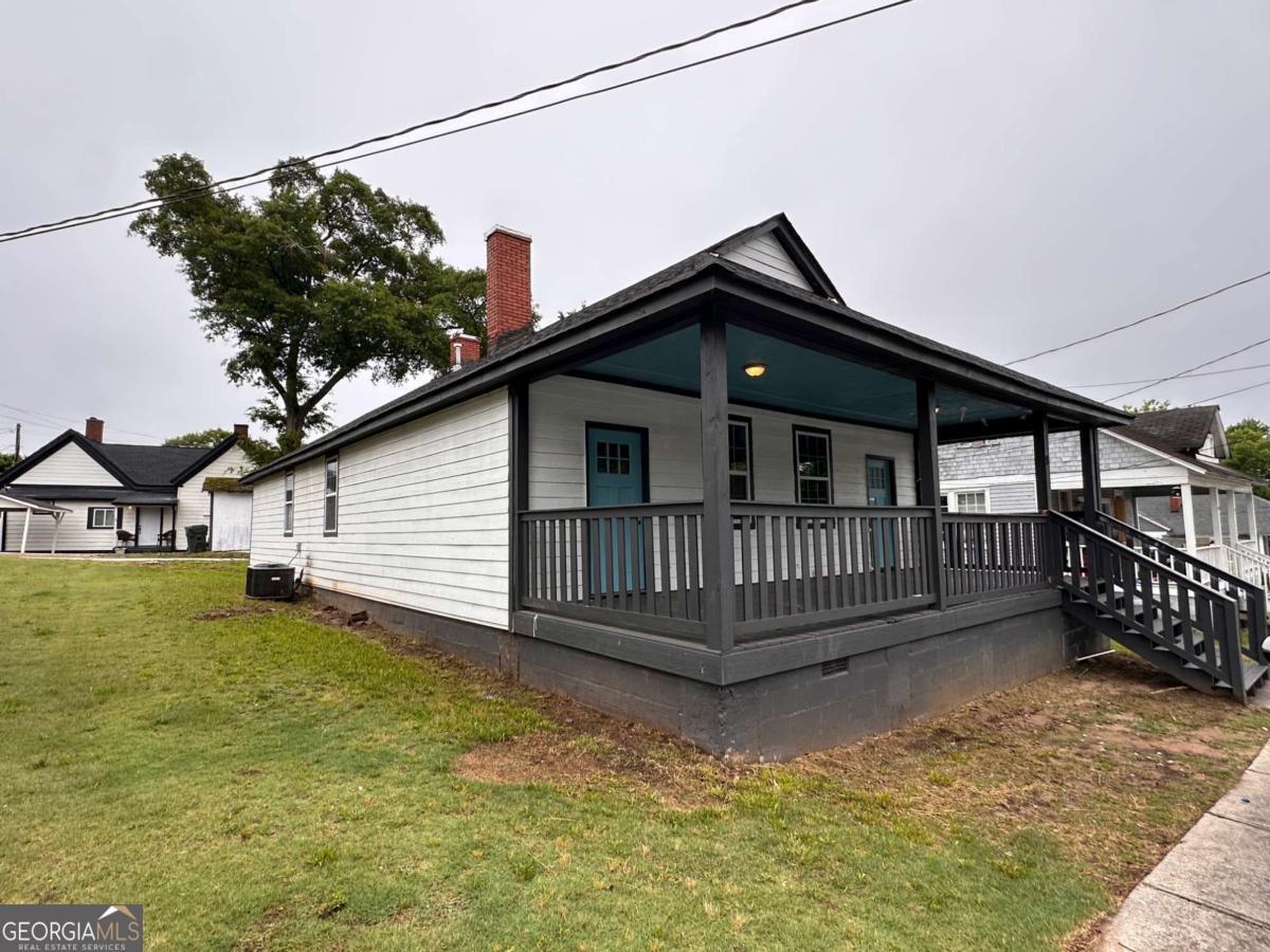 8 Hazel ST