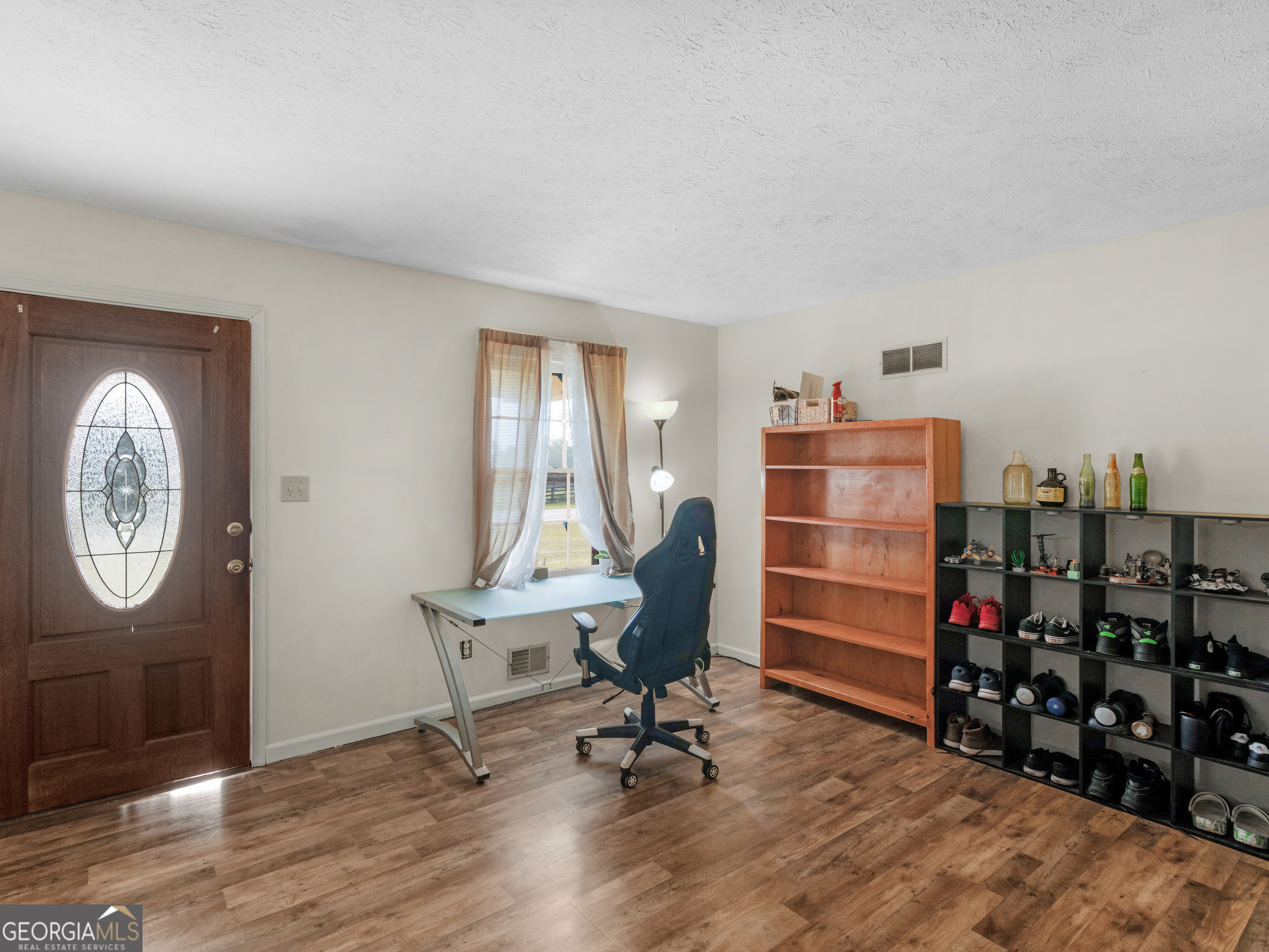 121 Rosser RD
