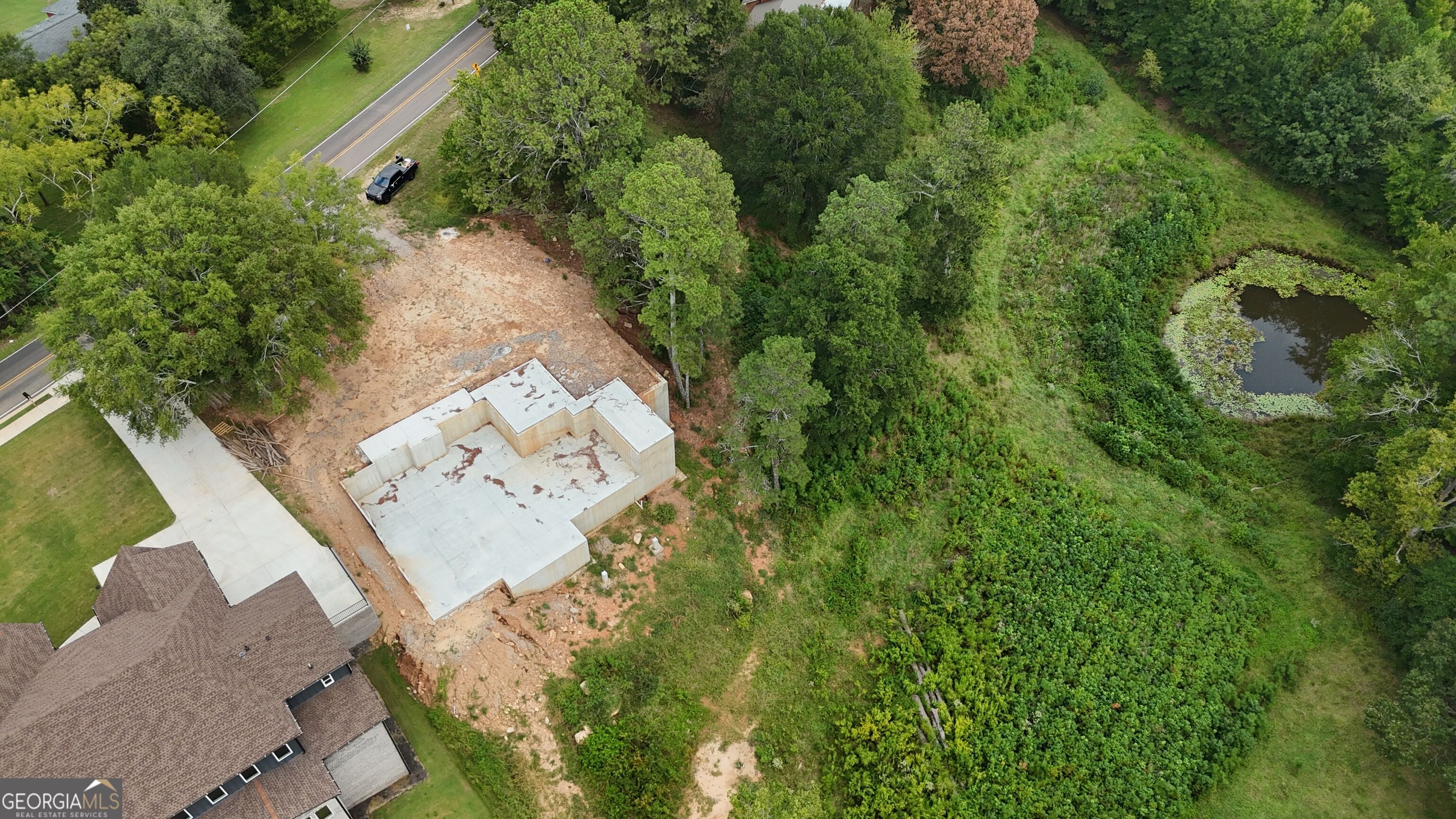 3273 N Bogan RD