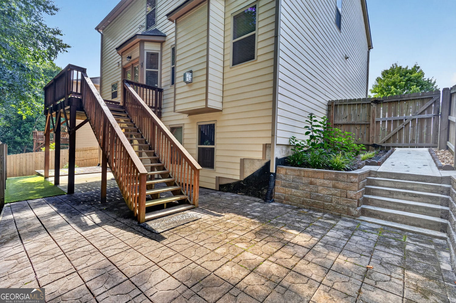 650 Collingsworth LN