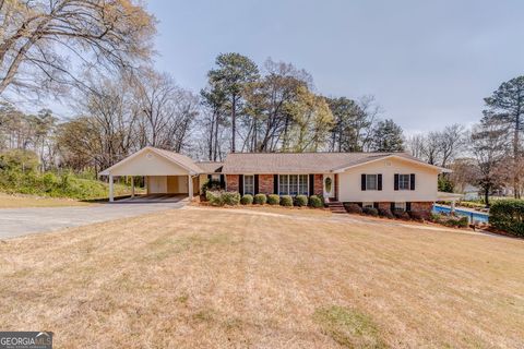 Photo of 202 Woodland Circle, Calhoun, GA 30701 (MLS # 10721691)