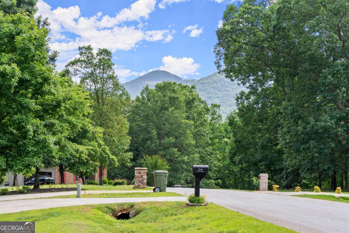 152 Grand View DR