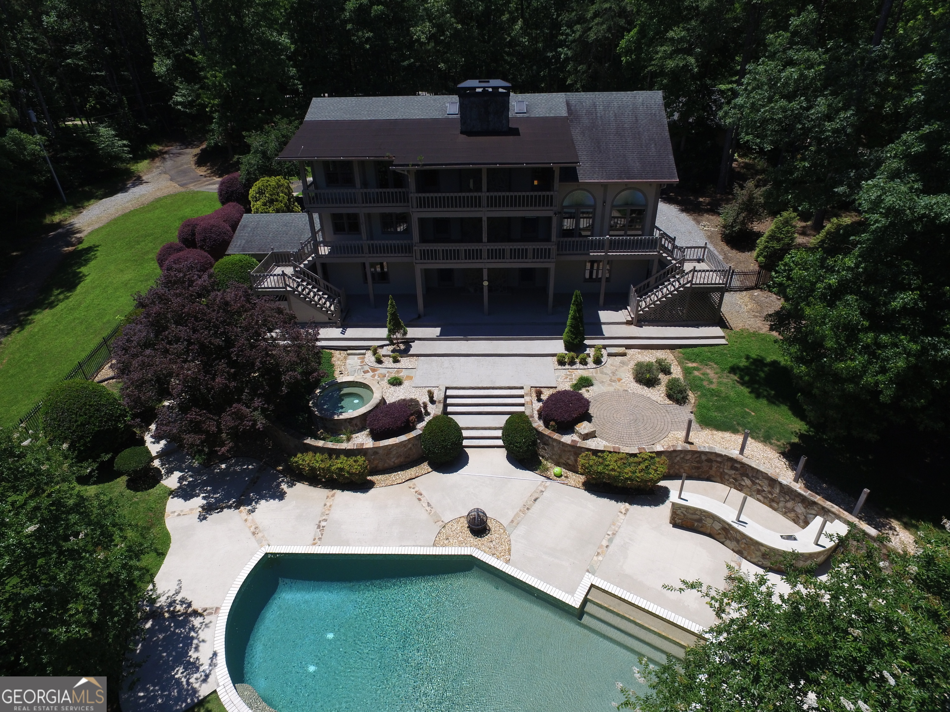 315 Vaughn RD