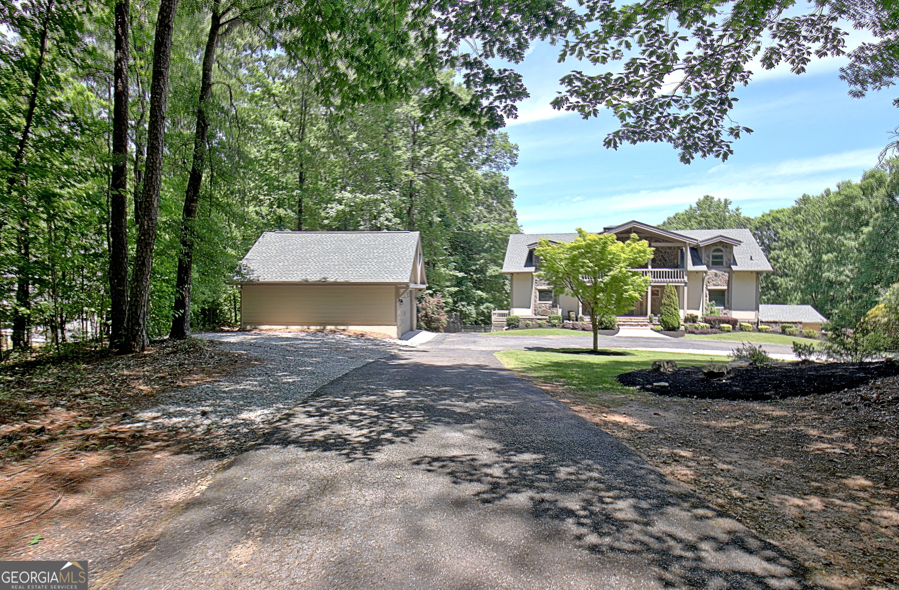 315 Vaughn RD