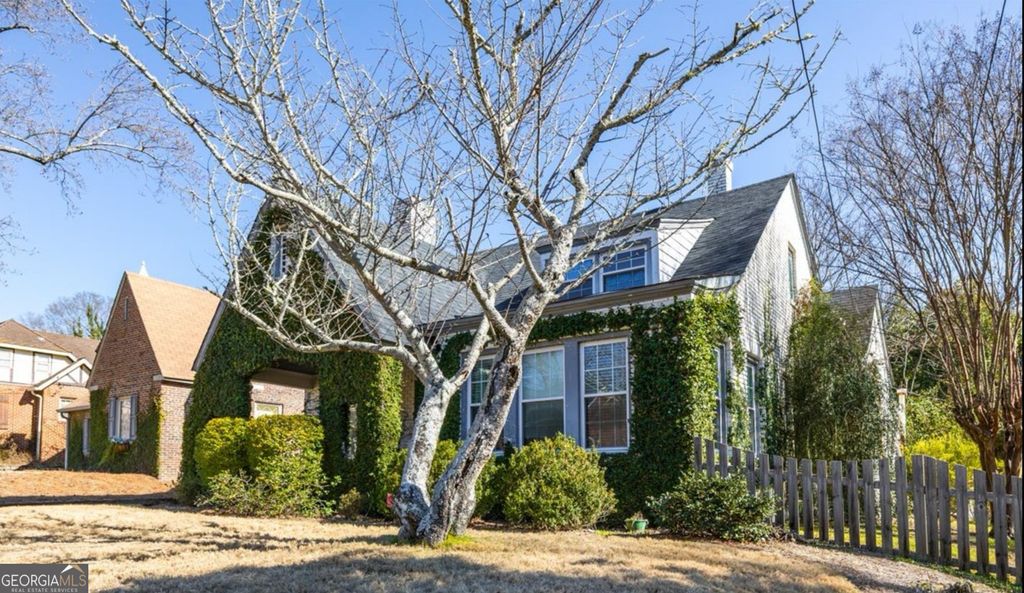 Photo of 272 Beverly Place, Macon, GA 31204 (MLS # 10679636)