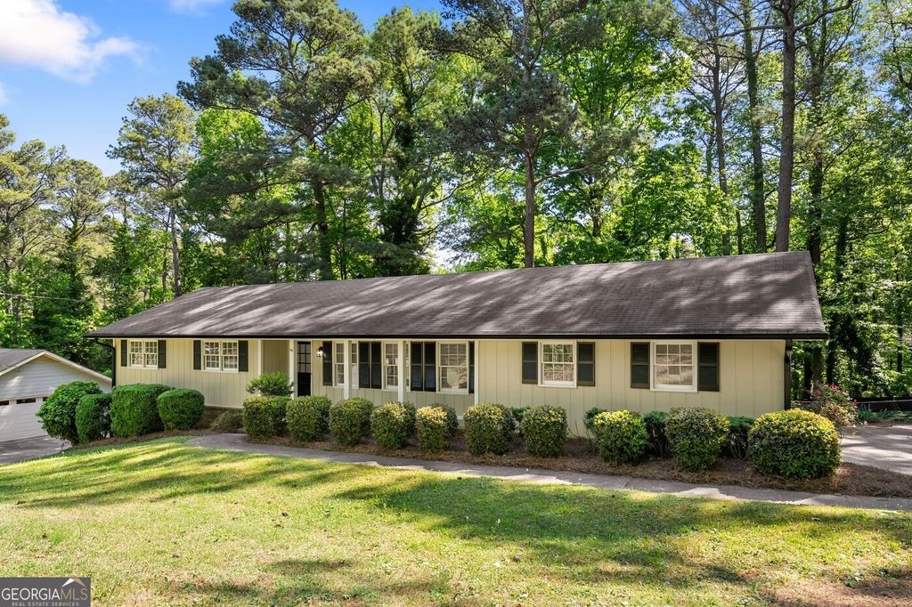 Photo of 2356 Cambridge Street, Snellville, GA 30078 (MLS # 10738745)