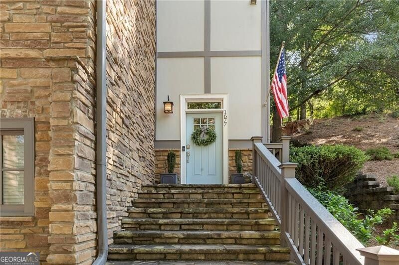 Photo of 1677 Duncan Drive NW, Atlanta, GA 30318 (MLS # 10843284)