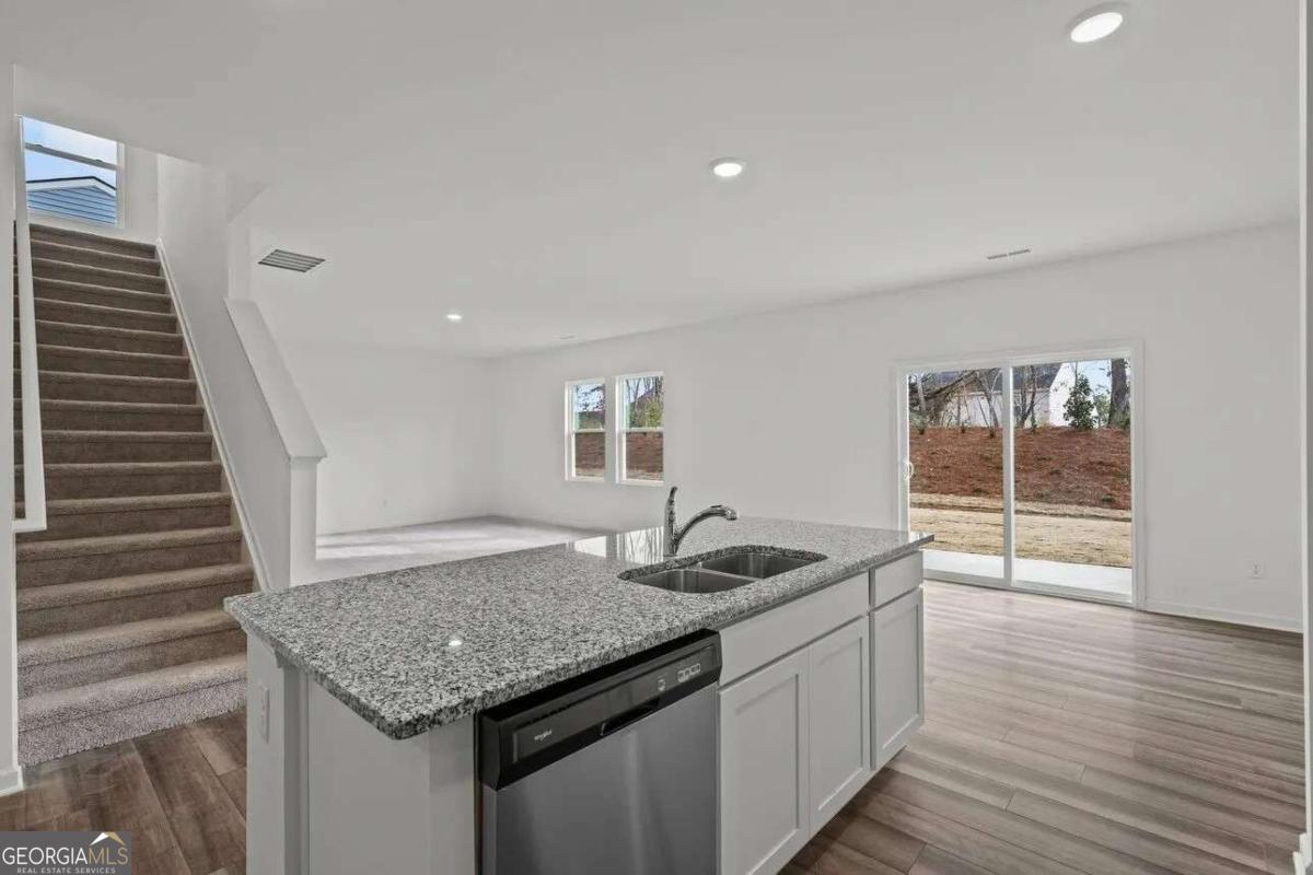 Kendall Grove - Residential
