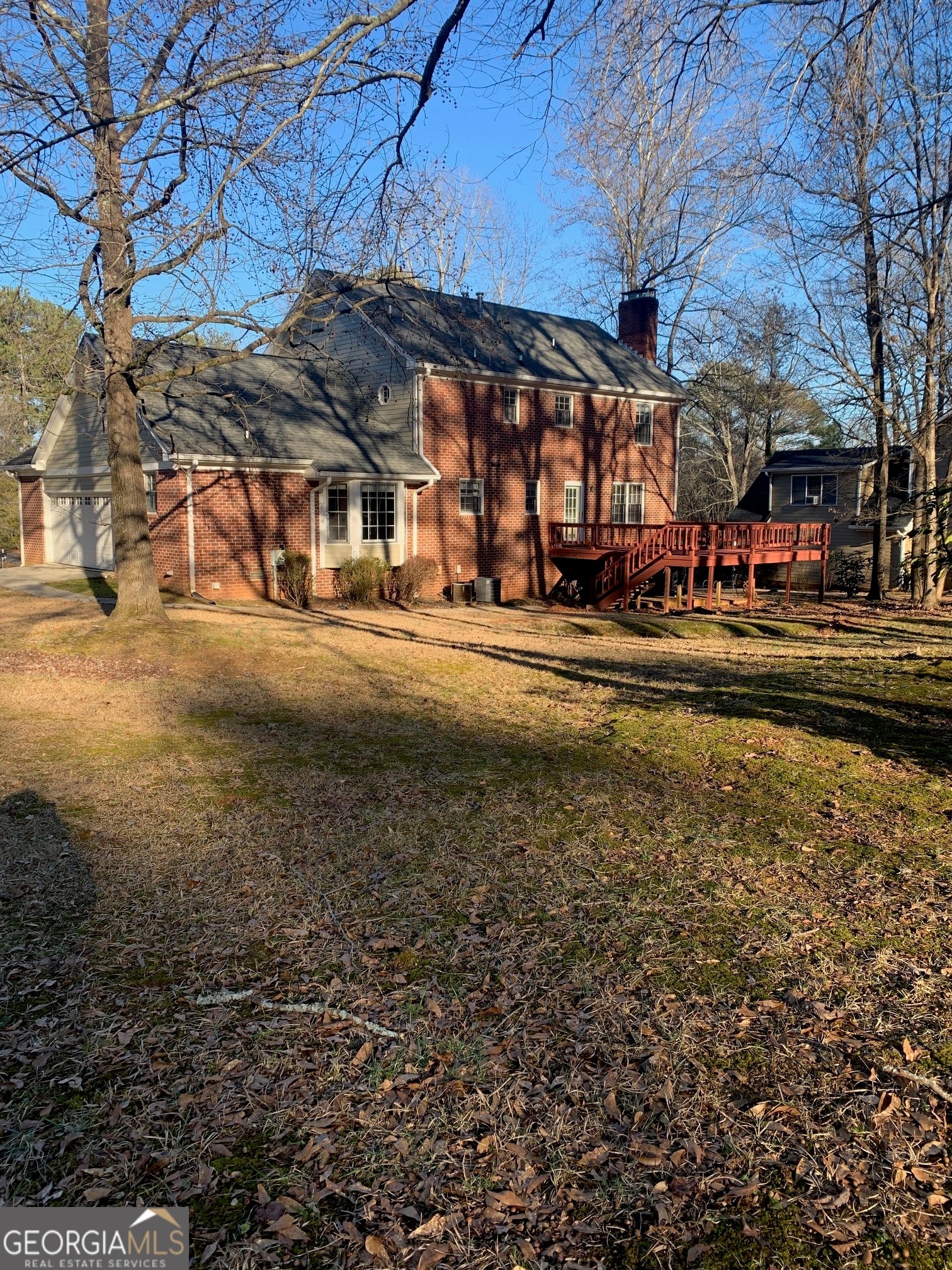 240 W Huntington RD