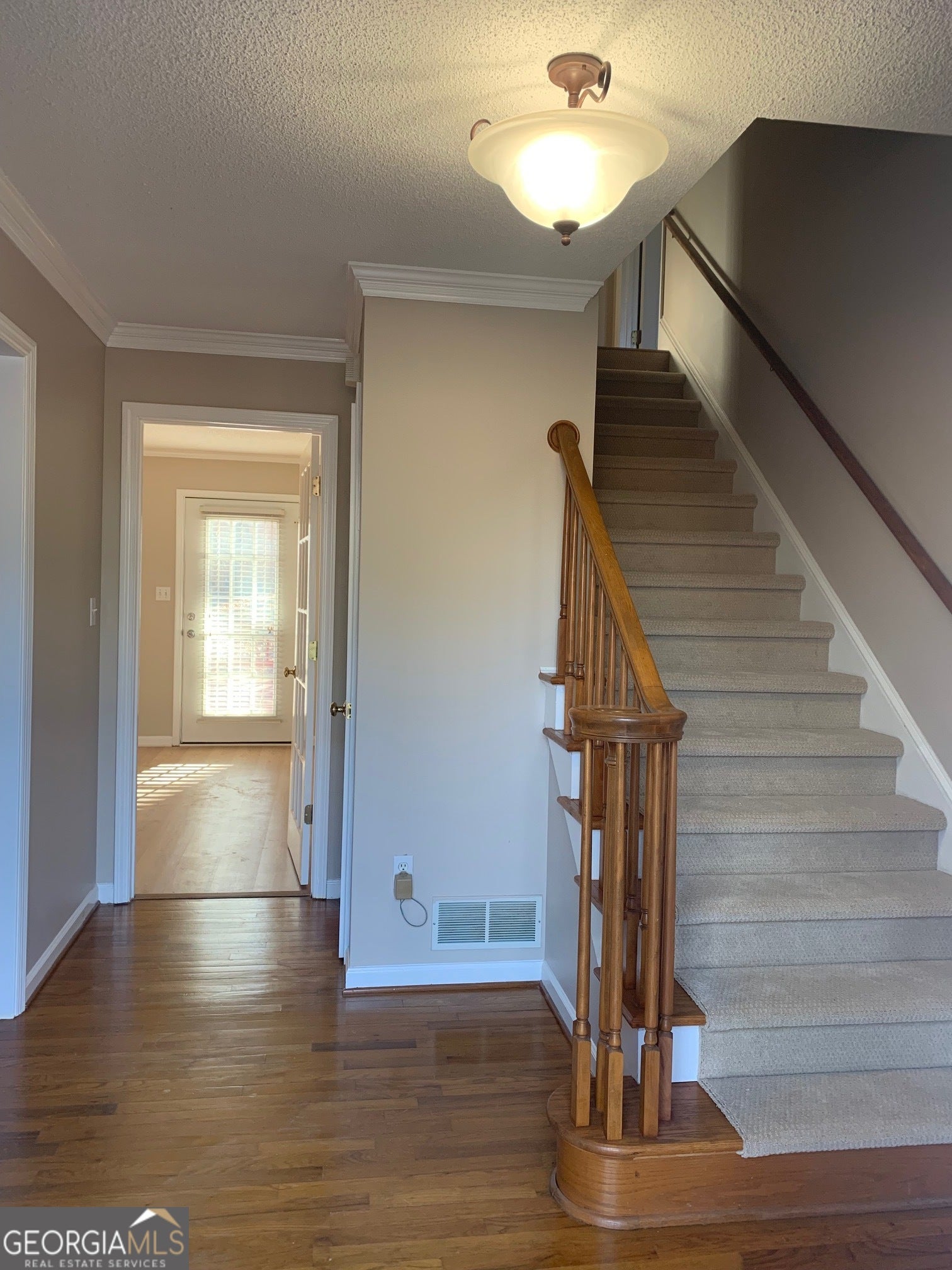 240 W Huntington RD