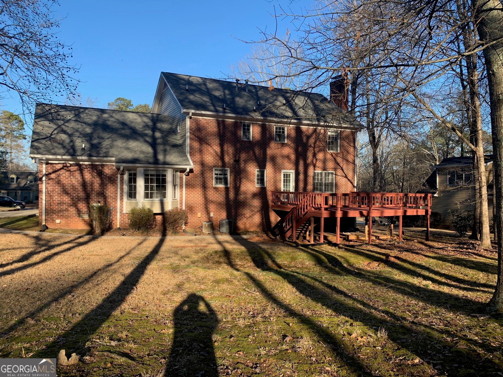 240 W Huntington RD