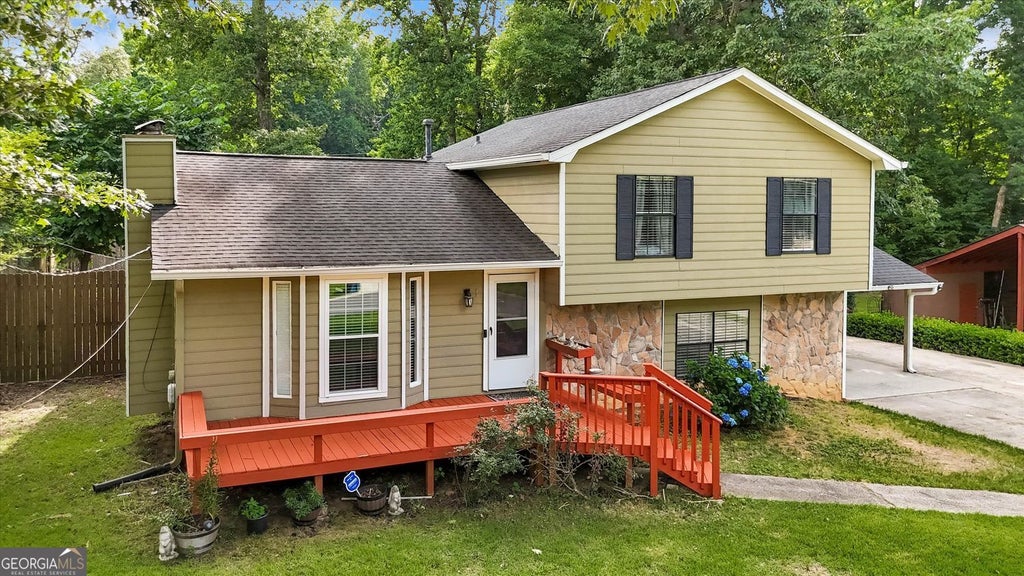 Photo of 270 Amberwood Drive NW, Lawrenceville, GA 30044 (MLS # 10788871)