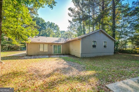 A home in Ellenwood