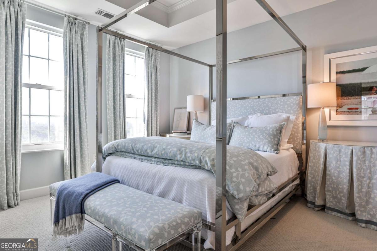 325 E Paces Ferry RD NE 1105