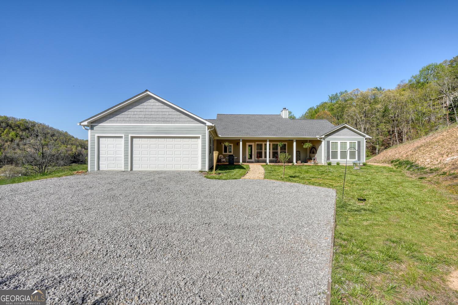 1735 Downings Creek RD