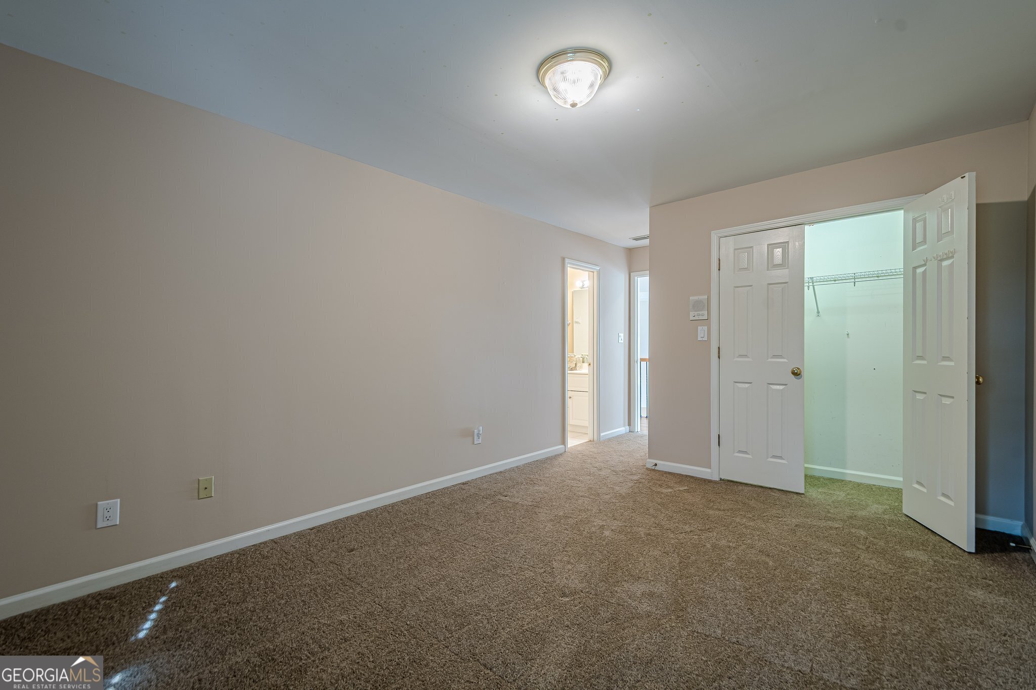 Cumming, Georgia 30040, United States, 4 Bedrooms Bedrooms, ,5 BathroomsBathrooms,Residential,Active,102942