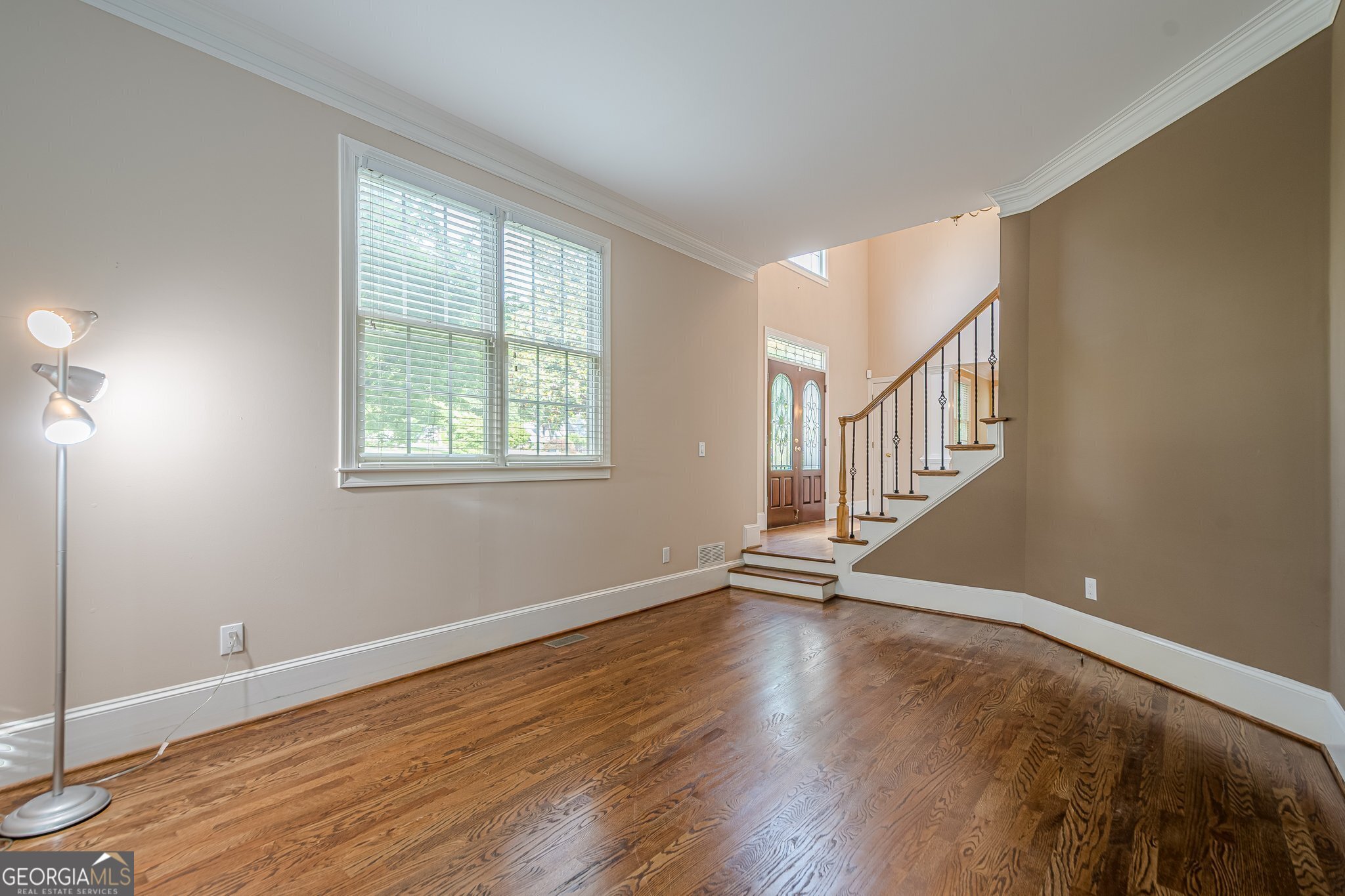 Cumming, Georgia 30040, United States, 4 Bedrooms Bedrooms, ,5 BathroomsBathrooms,Residential,Active,102942