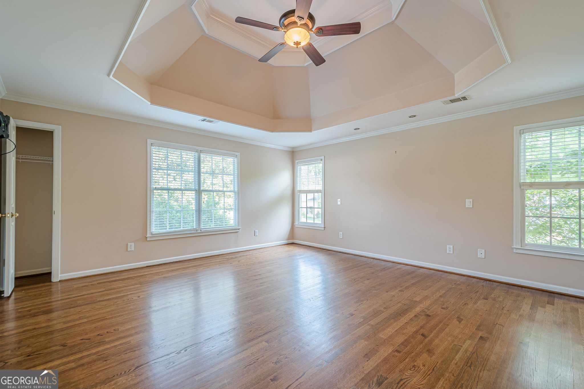 Cumming, Georgia 30040, United States, 4 Bedrooms Bedrooms, ,5 BathroomsBathrooms,Residential,Active,102942