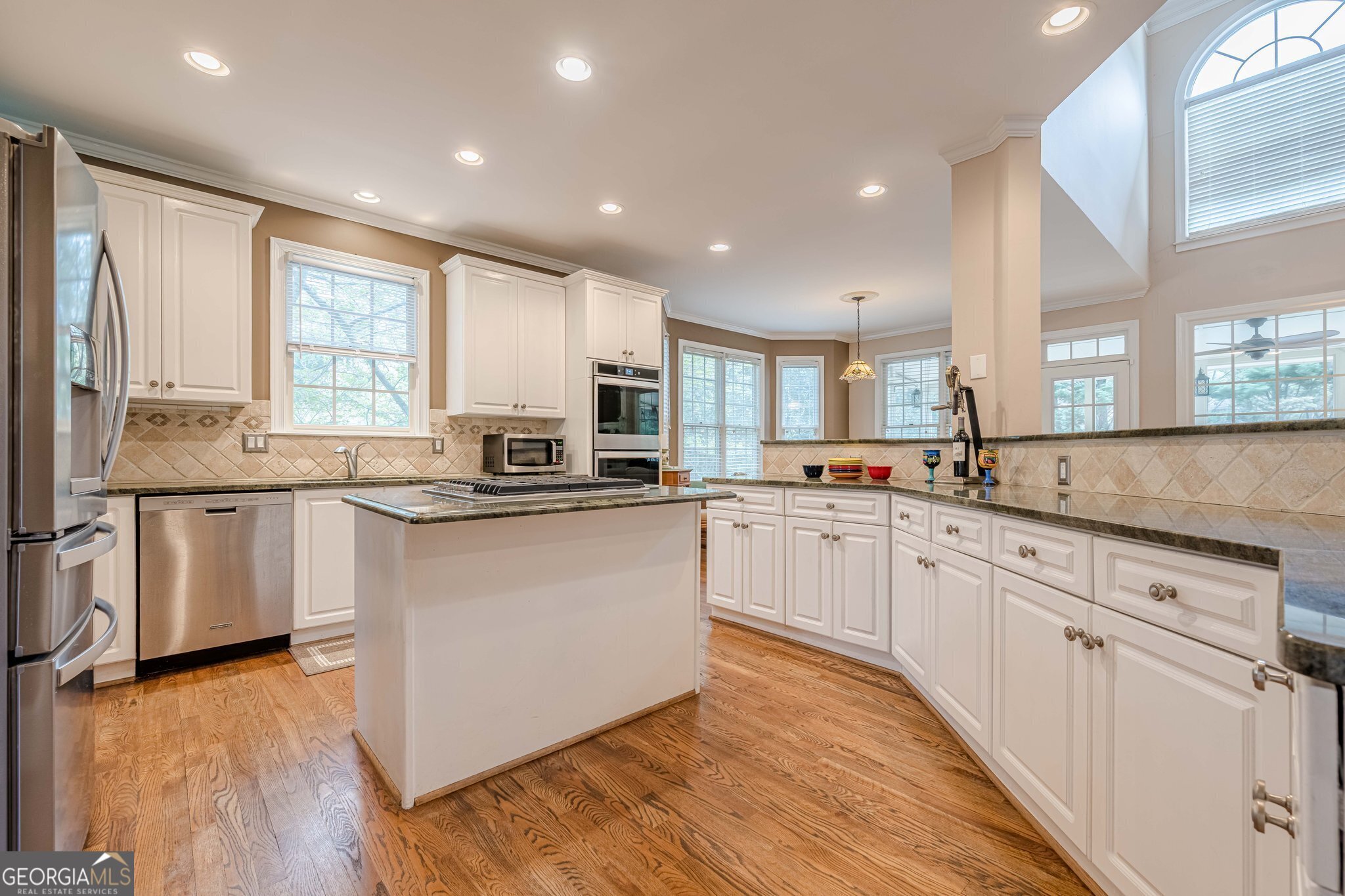 Cumming, Georgia 30040, United States, 4 Bedrooms Bedrooms, ,5 BathroomsBathrooms,Residential,Active,102942