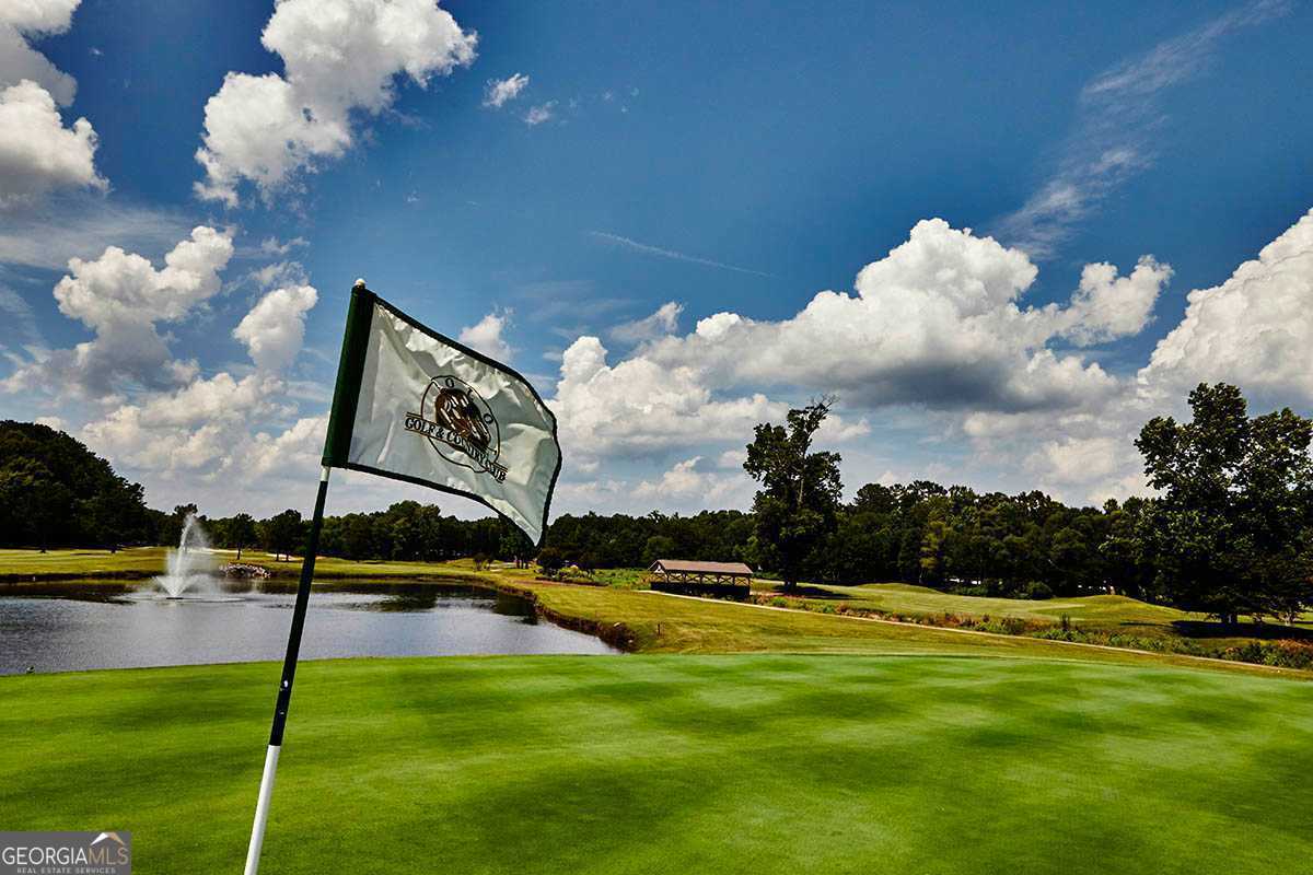 Cumming, Georgia 30040, United States, 4 Bedrooms Bedrooms, ,5 BathroomsBathrooms,Residential,Active,102942