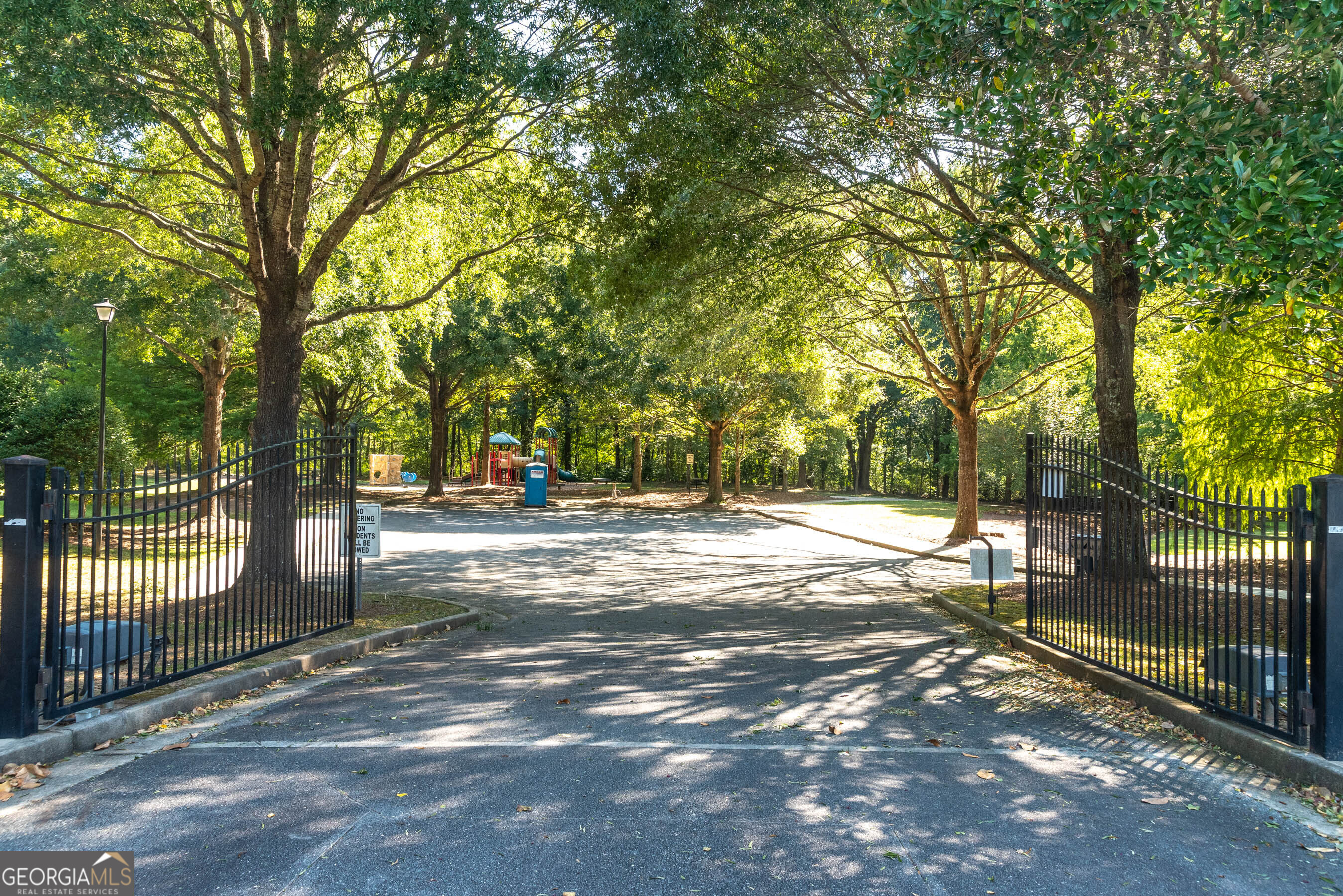 Cumming, Georgia 30040, United States, 4 Bedrooms Bedrooms, ,5 BathroomsBathrooms,Residential,Active,102942