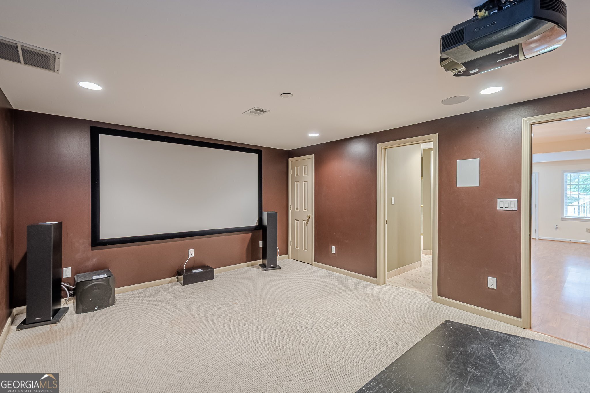 Cumming, Georgia 30040, United States, 4 Bedrooms Bedrooms, ,5 BathroomsBathrooms,Residential,Active,102942