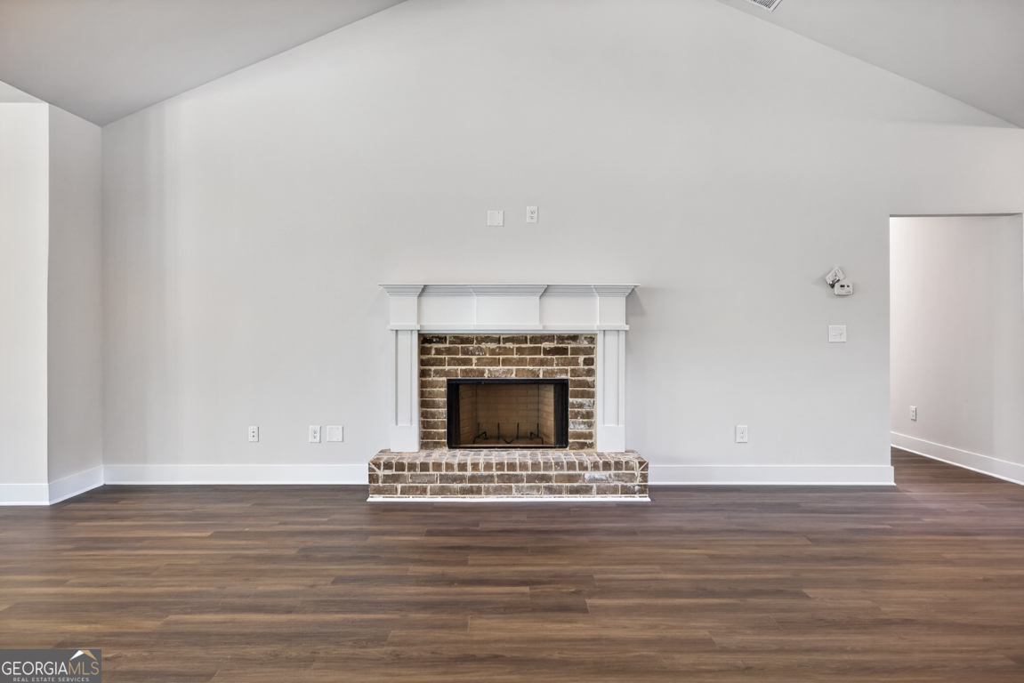 176 Grace LN 5
