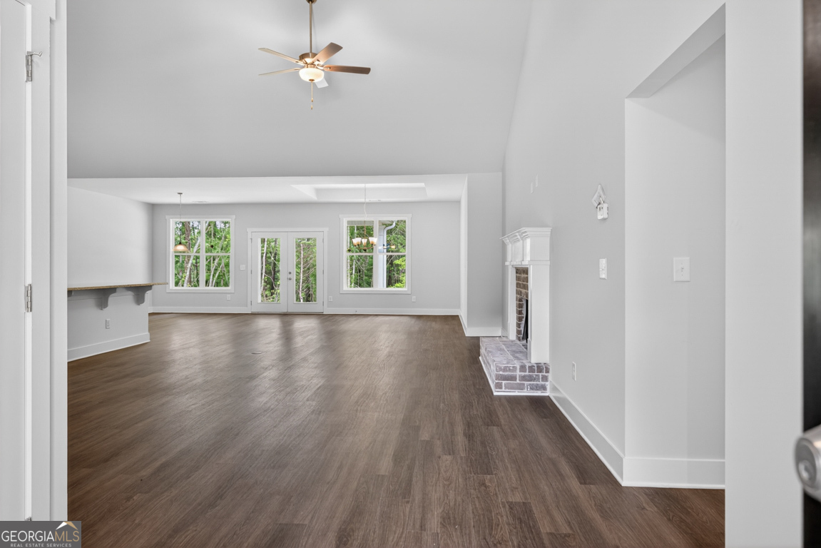 176 Grace LN 5