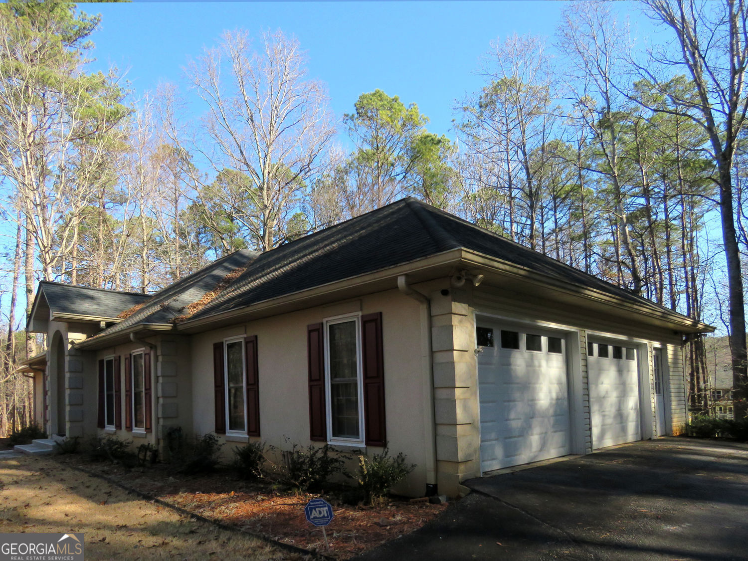 1712 Victoria WAY NW