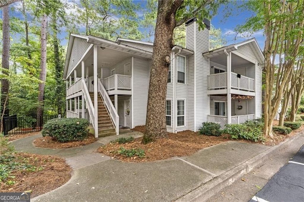 Photo of 6800 Glenridge Drive #6820A, Atlanta, GA 30328 (MLS # 10772599)
