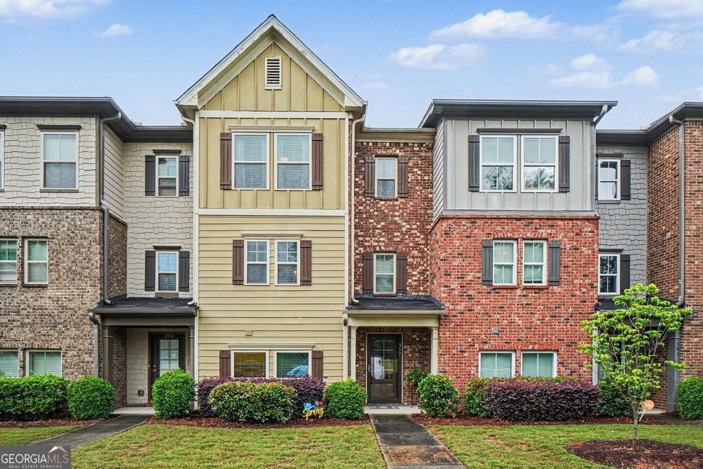 Photo of 357 Sand Bay Drive SW, Atlanta, GA 30331 (MLS # 10762973)