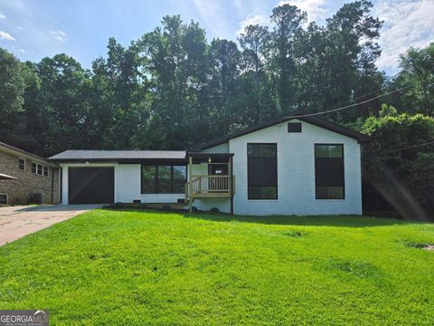 2400 Glenrock DR Decatur GA 30032