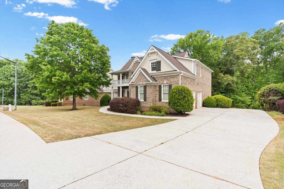 1183 Hillside Green WAY