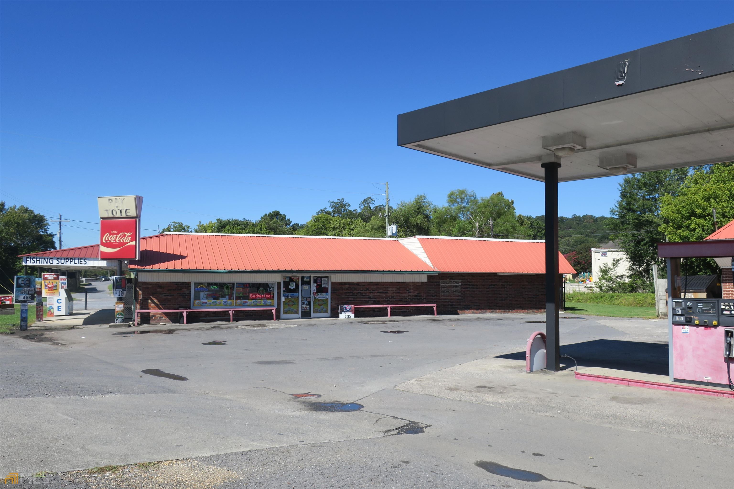 A Chattooga County/Summerville, Georgia Landmark, established in 1961. High volume of gross annual sales, additional office building, 12000 per day traffic count, multiple DOT approved cut ins, financial's available, highest producing Convenient Store in Chattooga County. Selling property and business. Located at the intersection of U S Hwy. 27 & Hwy 114.