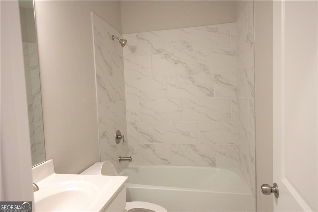 Caravelle - Residential Lease