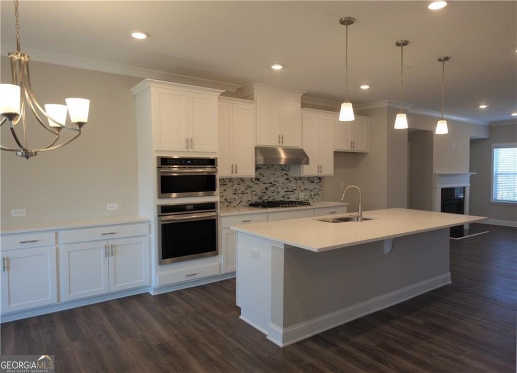 Caravelle - Residential Lease
