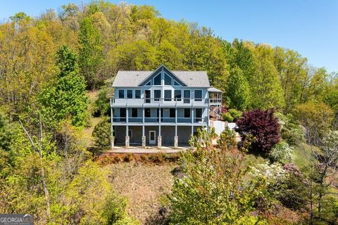 A home in Hayesville