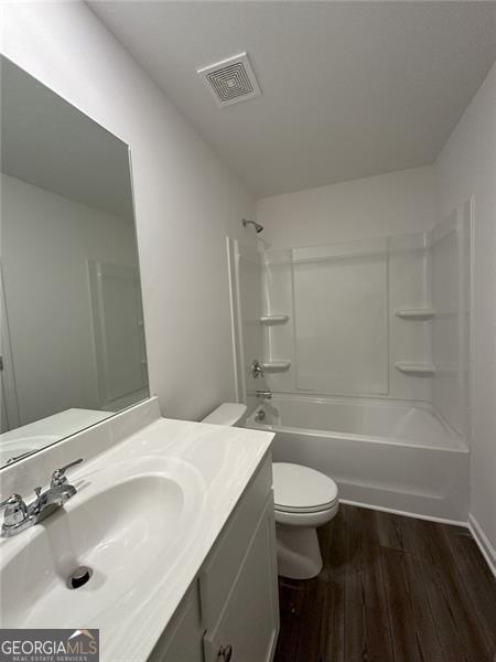 136 MISSION BLVD