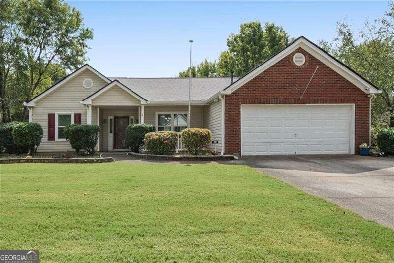 Photo of 33 Glenabbey Drive NW, Cartersville, GA 30120 (MLS # 10852511)