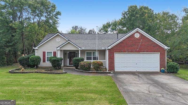 Photo of 33 Glenabbey Drive NW, Cartersville, GA 30120 (MLS # 10852511)