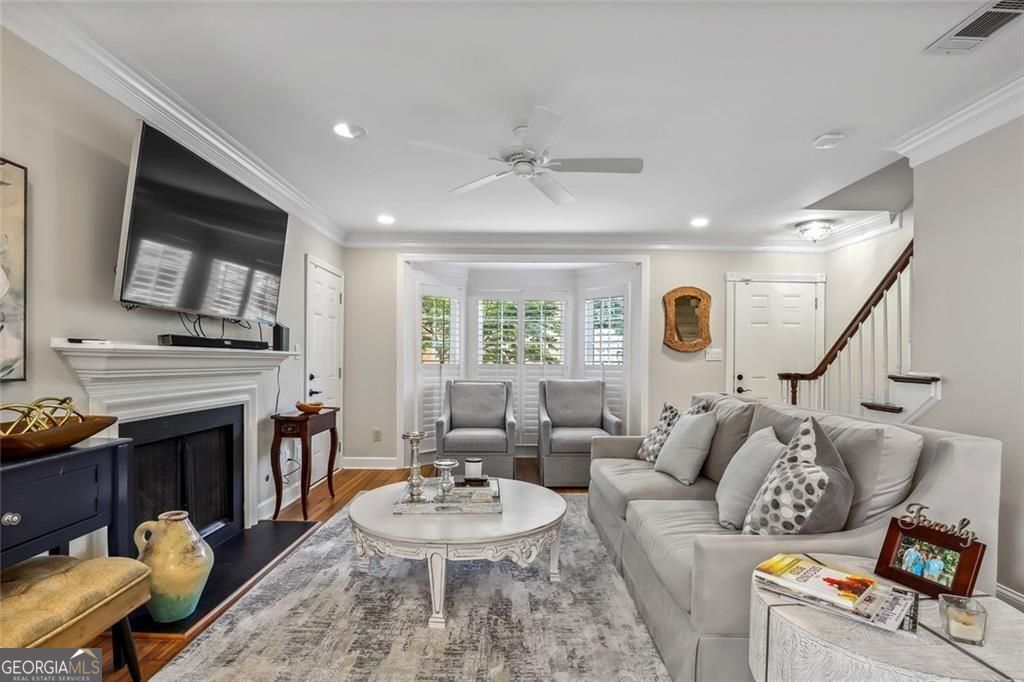 78 Mount Vernon CIR 78