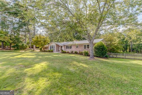 2111 Meadow Island RD Scottsboro AL 35769