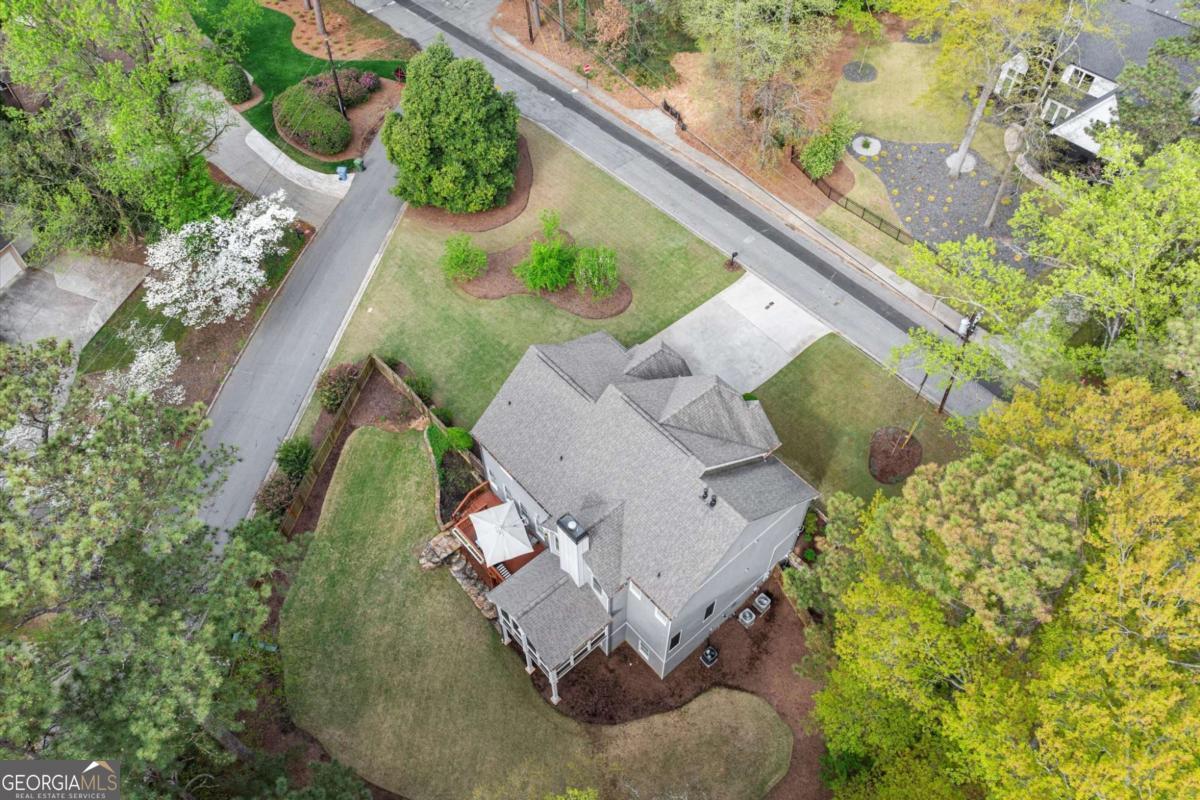 2811 Shady Valley DR NE