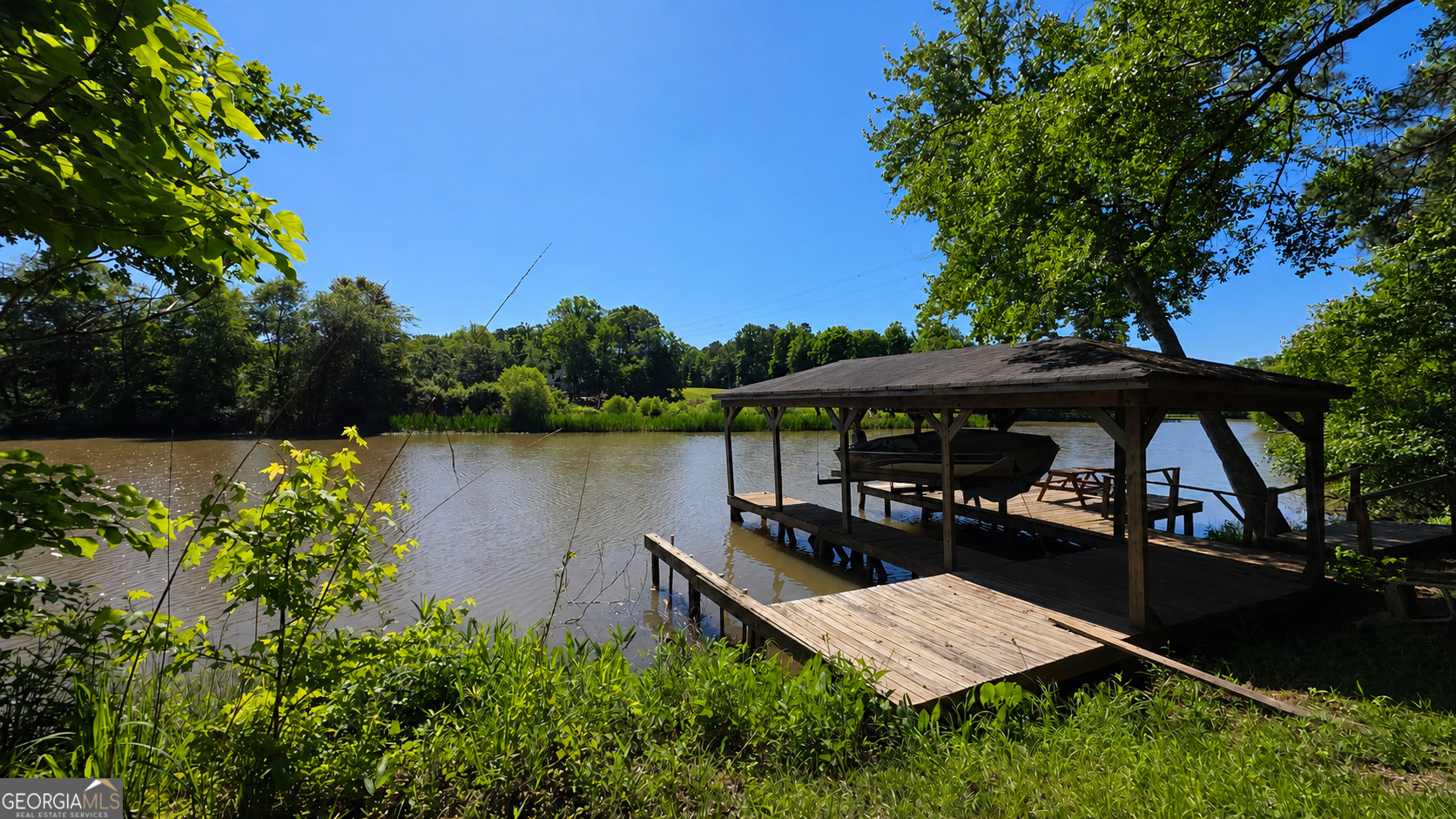 356 Anchor Point DR