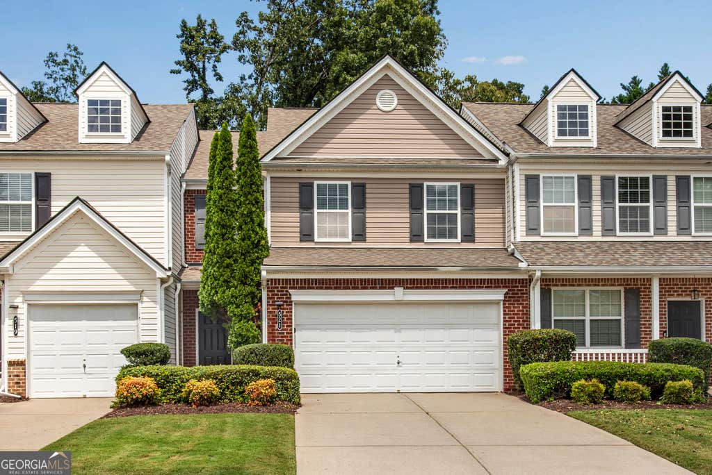 Photo of 521 Windstone Trail, Alpharetta, GA 30004 (MLS # 10826641)