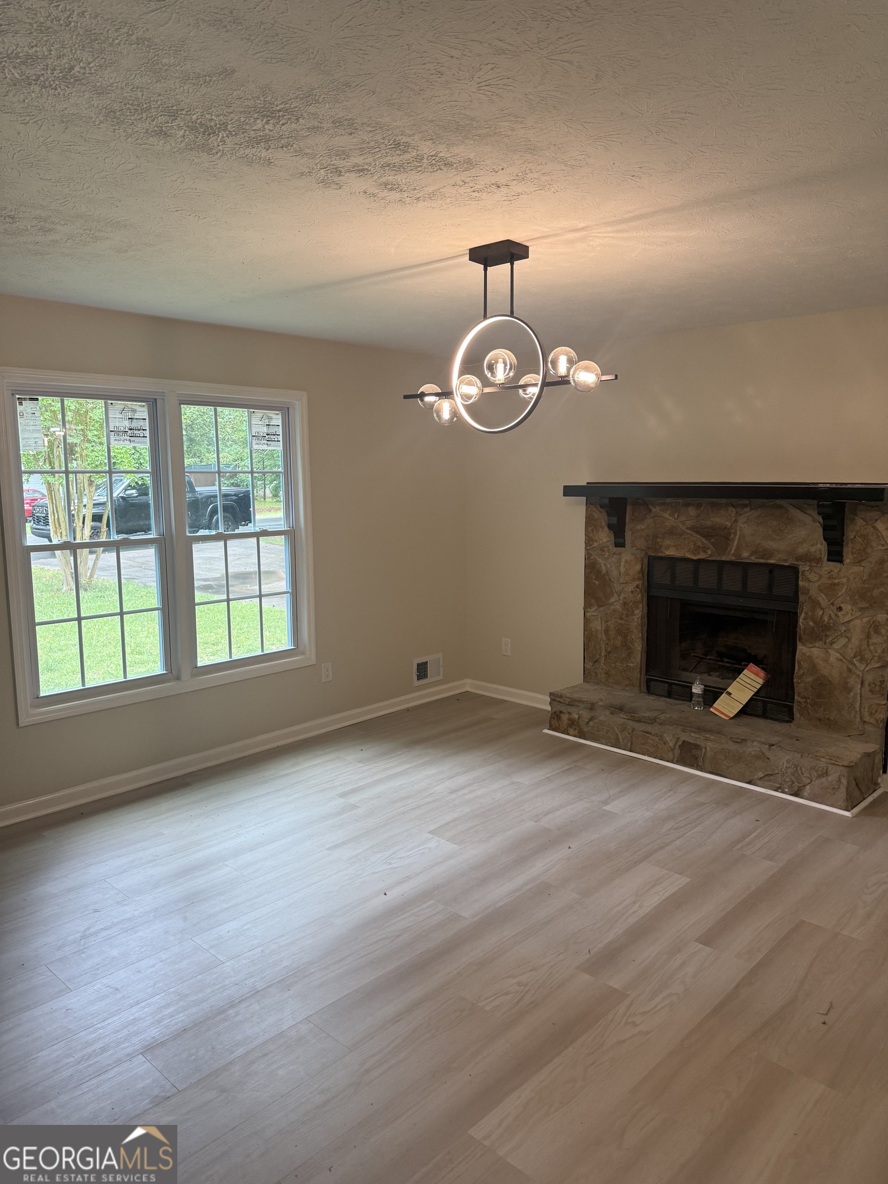 18 Regal WAY